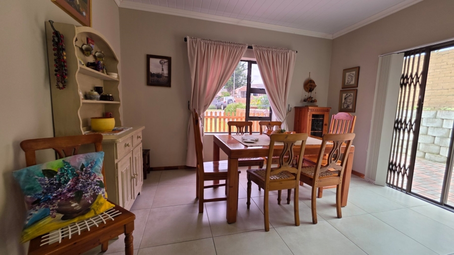 2 Bedroom Property for Sale in Dana Bay Western Cape